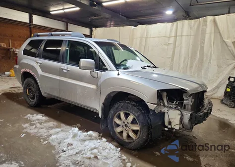 2011 Mitsubishi Endeavor Ls z USA, uszkodzony, nr VIN 4A4JN2AS3BE032490